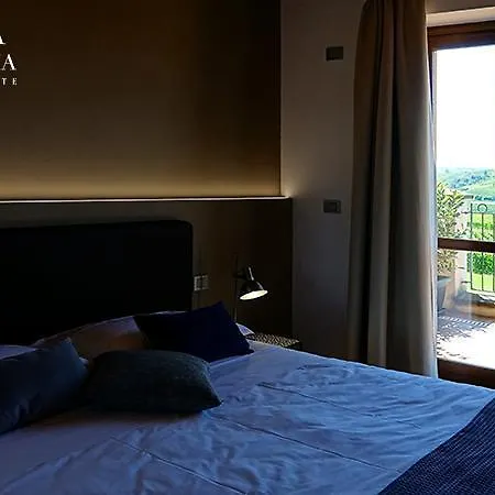 Ristorante Tota Virginia فندق